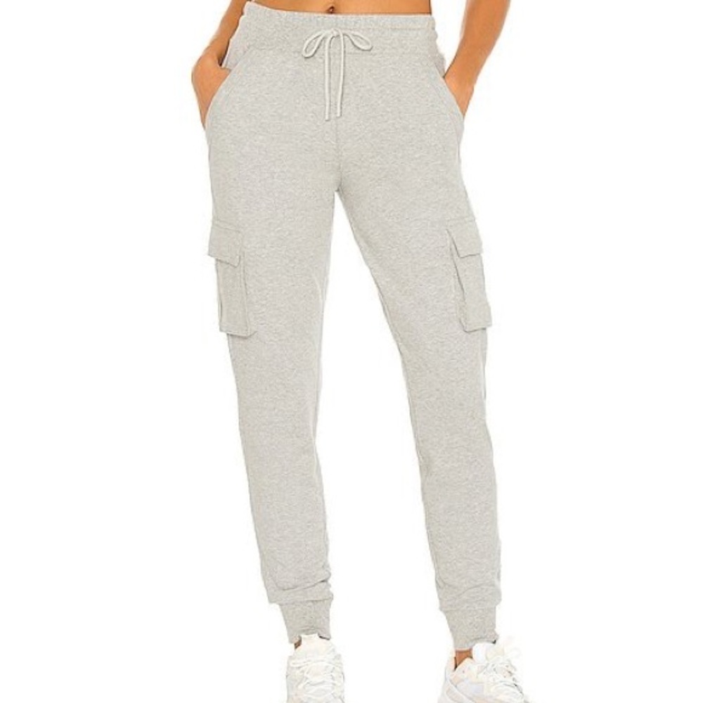 Alo Unwind Cargo High Waist Joggers